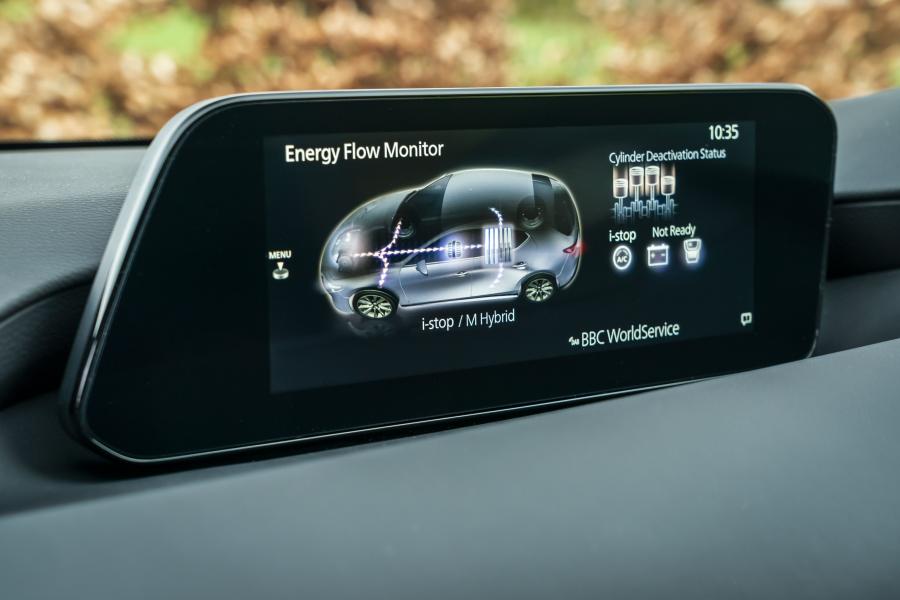 Детали интерьера Mazda3 Skyactiv-G GT Sport Hatchback 2019 года  (UK) (фото 69 из 83)